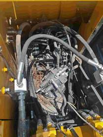 Buy XCMG XE700DF Used Excavator / 4 Buy XCMG XE700DF Used Excavator / 4