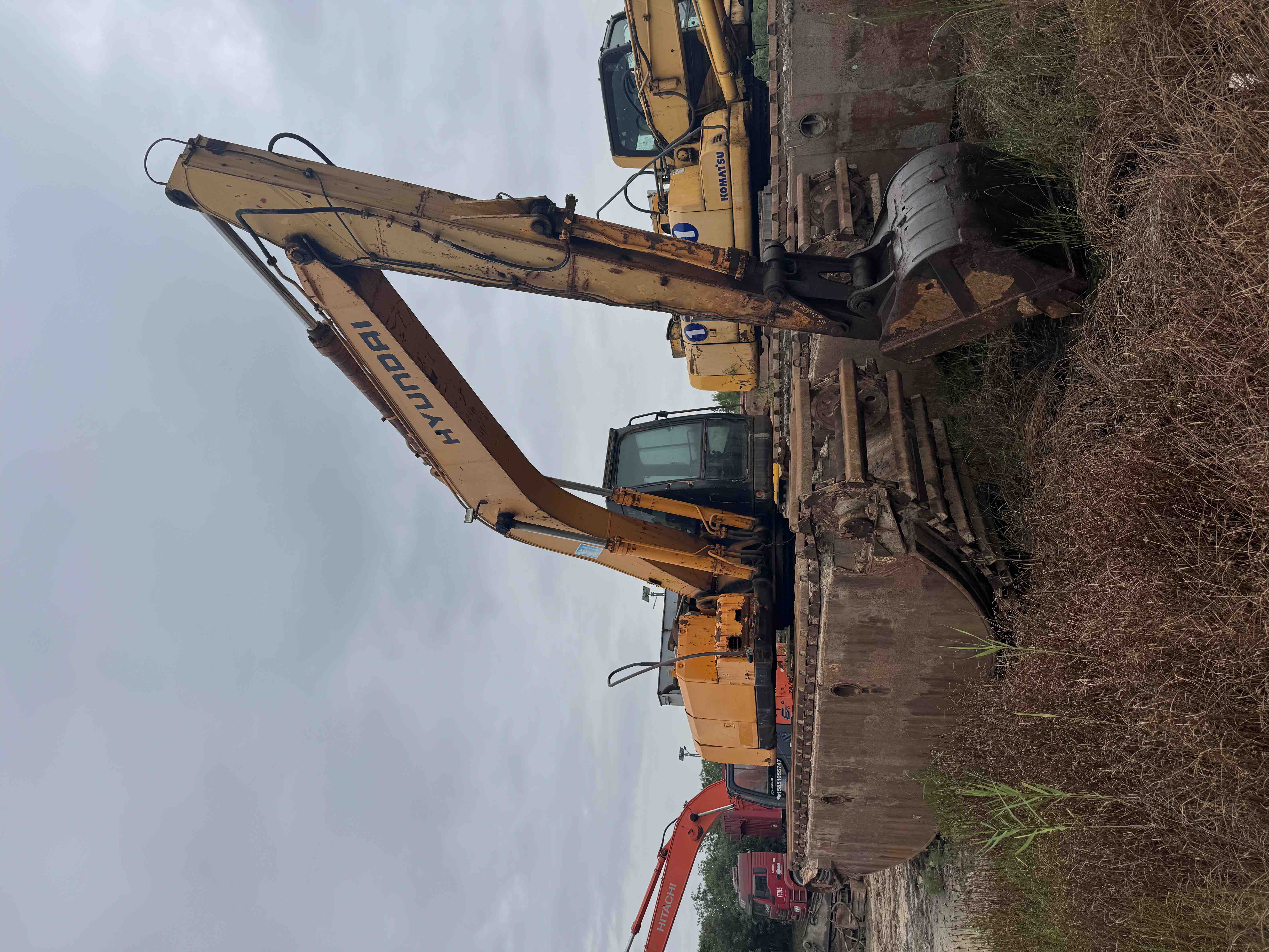 Buy Hyundai 215LC-7 Used Excavator / 4 Buy Hyundai 215LC-7 Used Excavator / 4