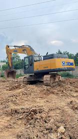 Buy XCMG XE470D Used Excavator / 2 Buy XCMG XE470D Used Excavator / 2
