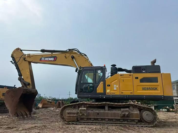 Buy XCMG XE80D Used Excavator / 1