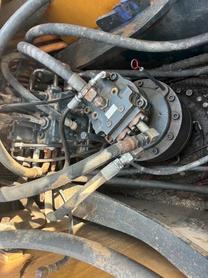 Buy Hyundai 305LC-9T Used Excavator / 9 Buy Hyundai 305LC-9T Used Excavator / 9