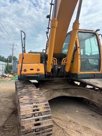 Buy Hyundai 305LC-9T Used Excavator / 8 Buy Hyundai 305LC-9T Used Excavator / 8