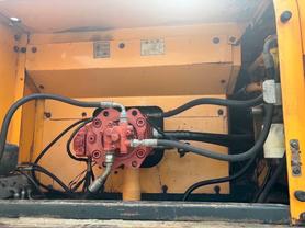 Buy Hyundai 305LC-9T Used Excavator / 7 Buy Hyundai 305LC-9T Used Excavator / 7