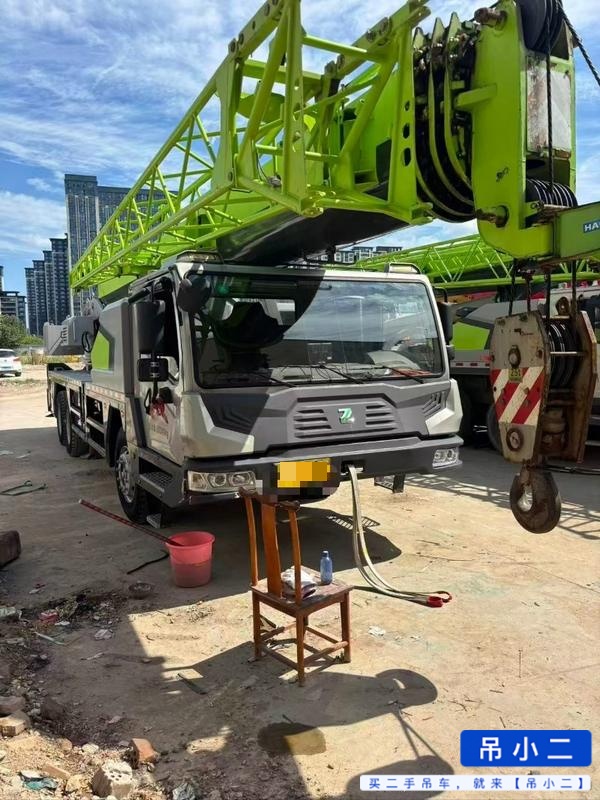 شراء Zoomlion ZTC251VE562 مستعمل رافعة