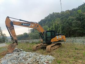 Buy Sany 215C-9 Used Excavator / 3 Buy Sany 215C-9 Used Excavator / 3