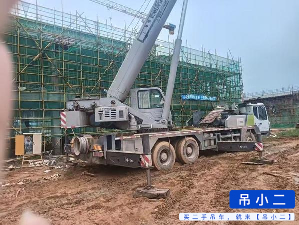 شراء رافعة Zoomlion QY25V531 مستعملة / 4