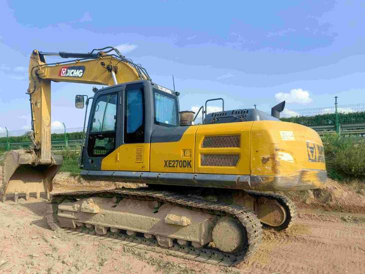 Buy XCMG XE245DK MAX Used Excavator / 1