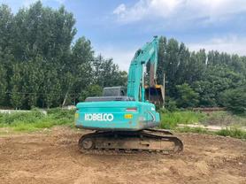 Buy Kobelco 200-8 Used Excavator / 3 Buy Kobelco 200-8 Used Excavator / 3