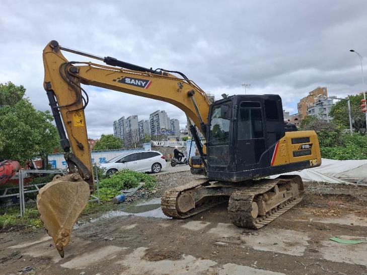 Buy Sany SY125C Used Excavator / 1