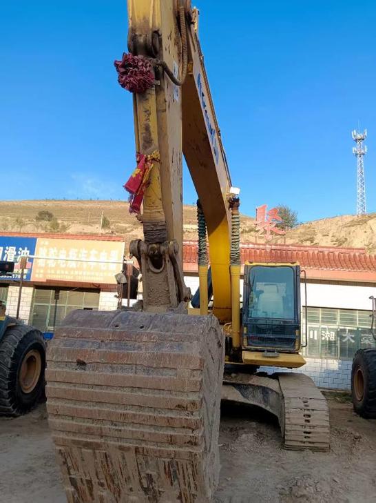 Buy Komatsu PC300-8MO Used Excavator / 1