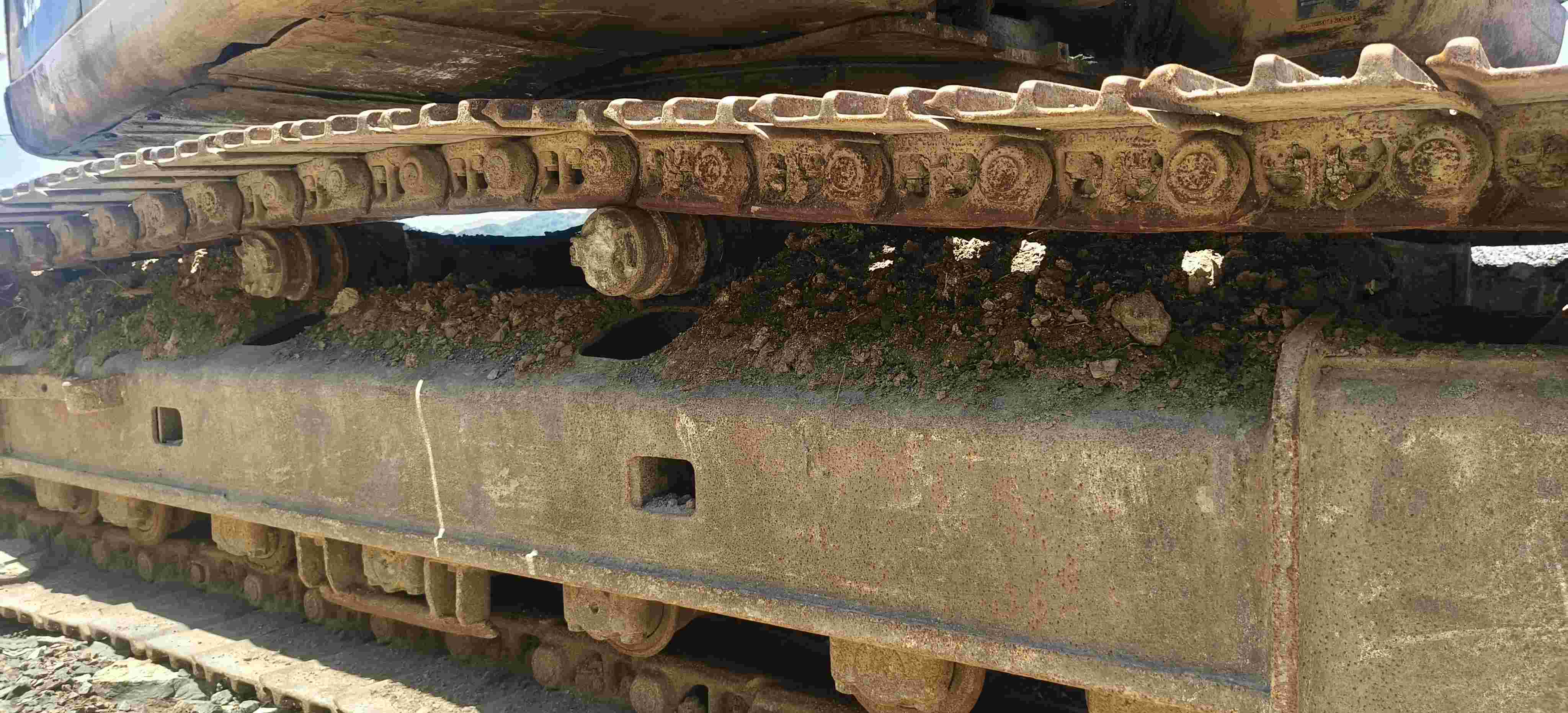 Buy Caterpillar 320C Used Excavator / 12 Buy Caterpillar 320C Used Excavator / 12