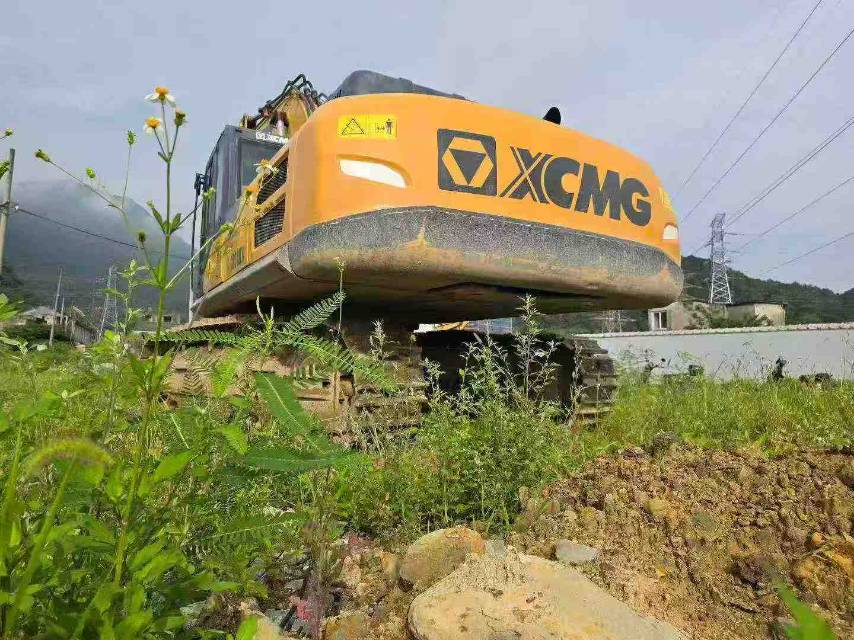 Buy XCMG XE380DK MAX Used Excavator / 3 Buy XCMG XE380DK MAX Used Excavator / 3