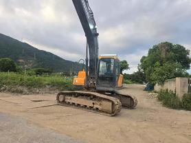 Buy Hyundai 215LC-7 Used Excavator / 2 Buy Hyundai 215LC-7 Used Excavator / 2