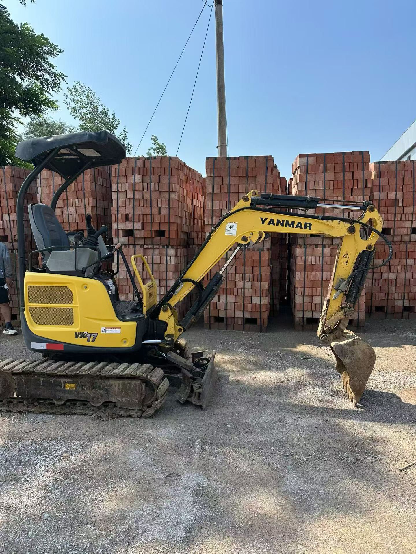 Buy Yanmar VIO17 Used Excavator / 3 Buy Yanmar VIO17 Used Excavator / 3