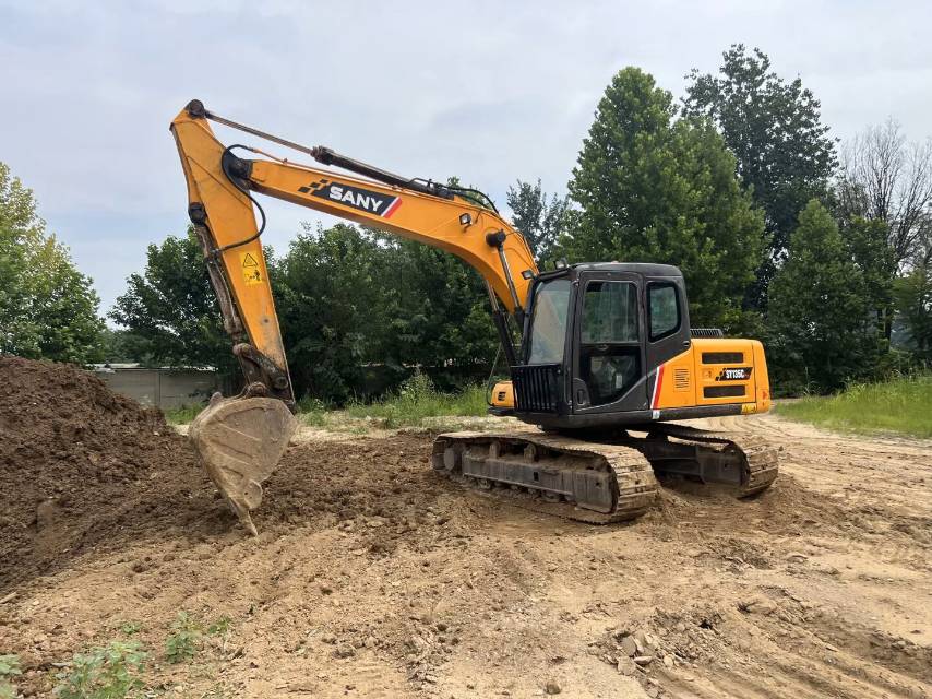 Buy Sany SY135C Used Excavator / 9 Buy Sany SY135C Used Excavator / 9