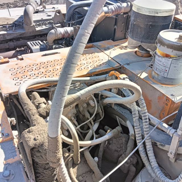 Buy Hyundai 200-5 Used Excavator / 2