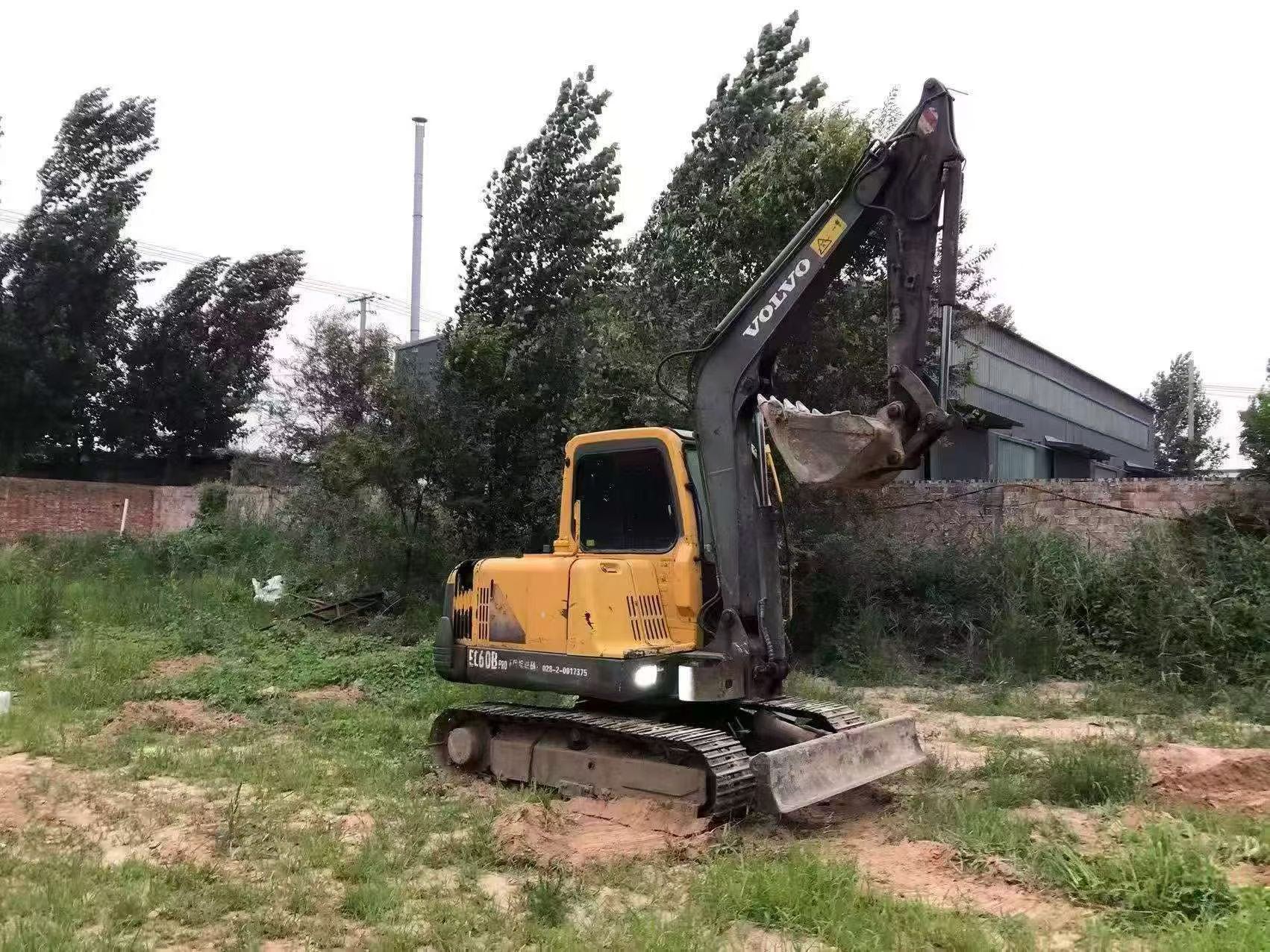 Buy Volvo 55C Used Excavator / 2 Buy Volvo 55C Used Excavator / 2