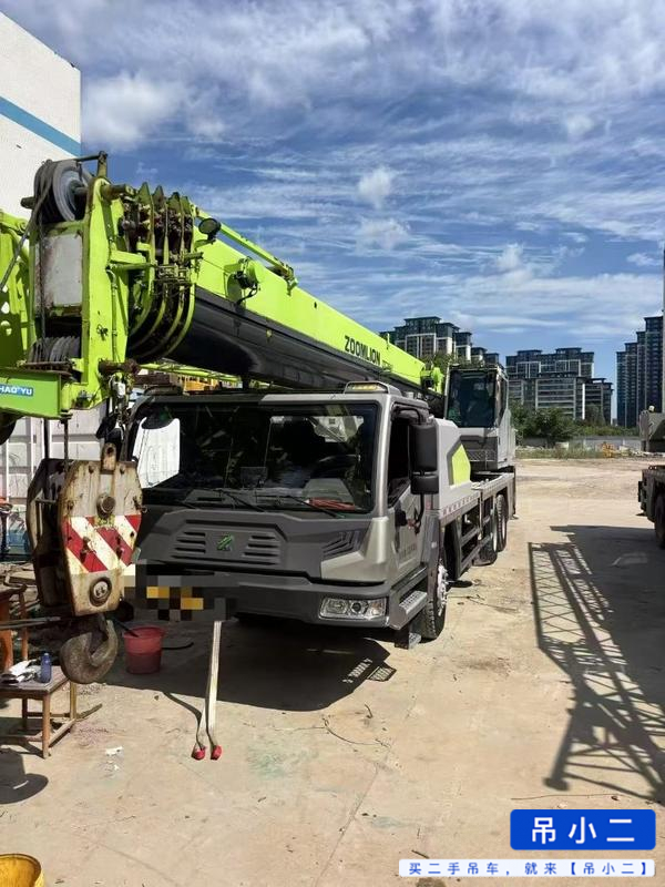 شراء رافعة Zoomlion ZTC251VE562 مستعملة / 2
