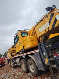 Buy XCMG QY40KC Used Crane / 4 Buy XCMG QY40KC Used Crane / 4