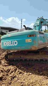 Buy Kobelco 260-8 Used Excavator / 2 Buy Kobelco 260-8 Used Excavator / 2