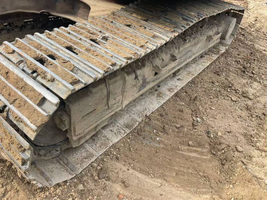 Buy Kobelco 200-8 Used Excavator / 4
