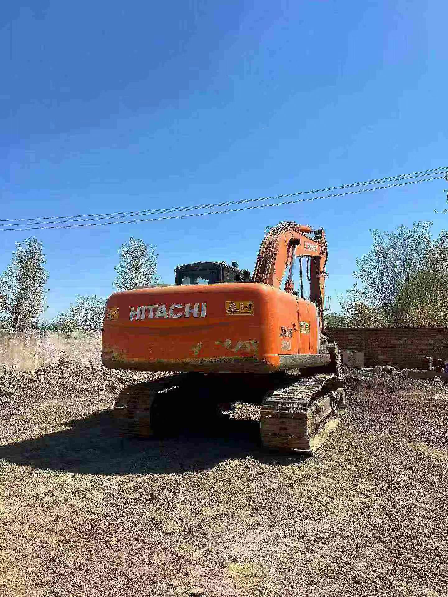 Buy Hitachi EX200-6 Used Excavator / 4