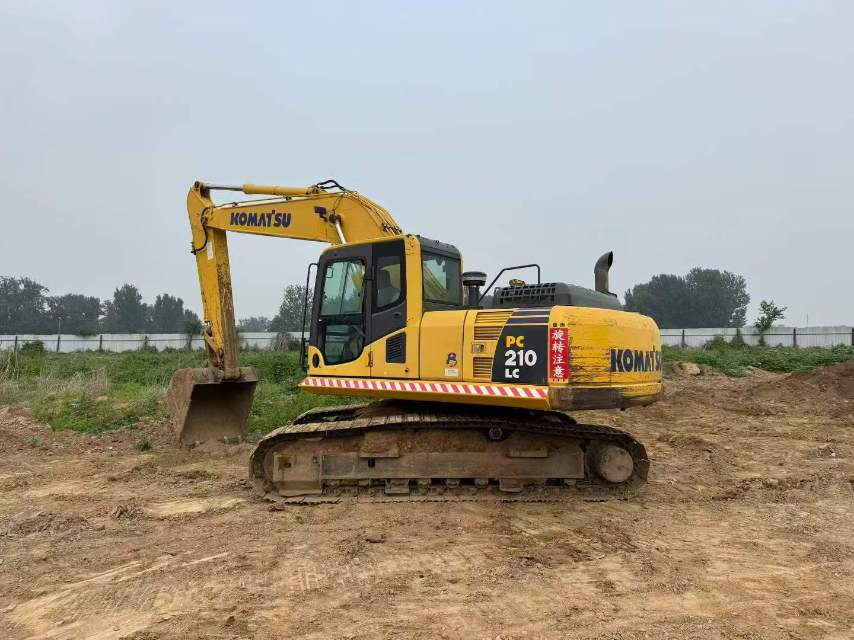 Buy Komatsu PC210-8M0 Used Excavator / 9 Buy Komatsu PC210-8M0 Used Excavator / 9