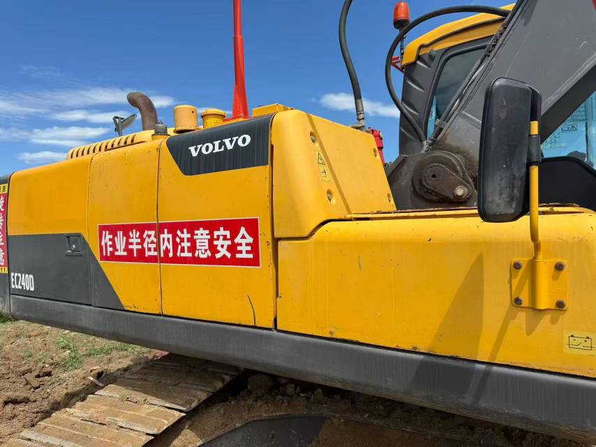 Buy Volvo EC240BLC Used Excavator / 8 Buy Volvo EC240BLC Used Excavator / 8