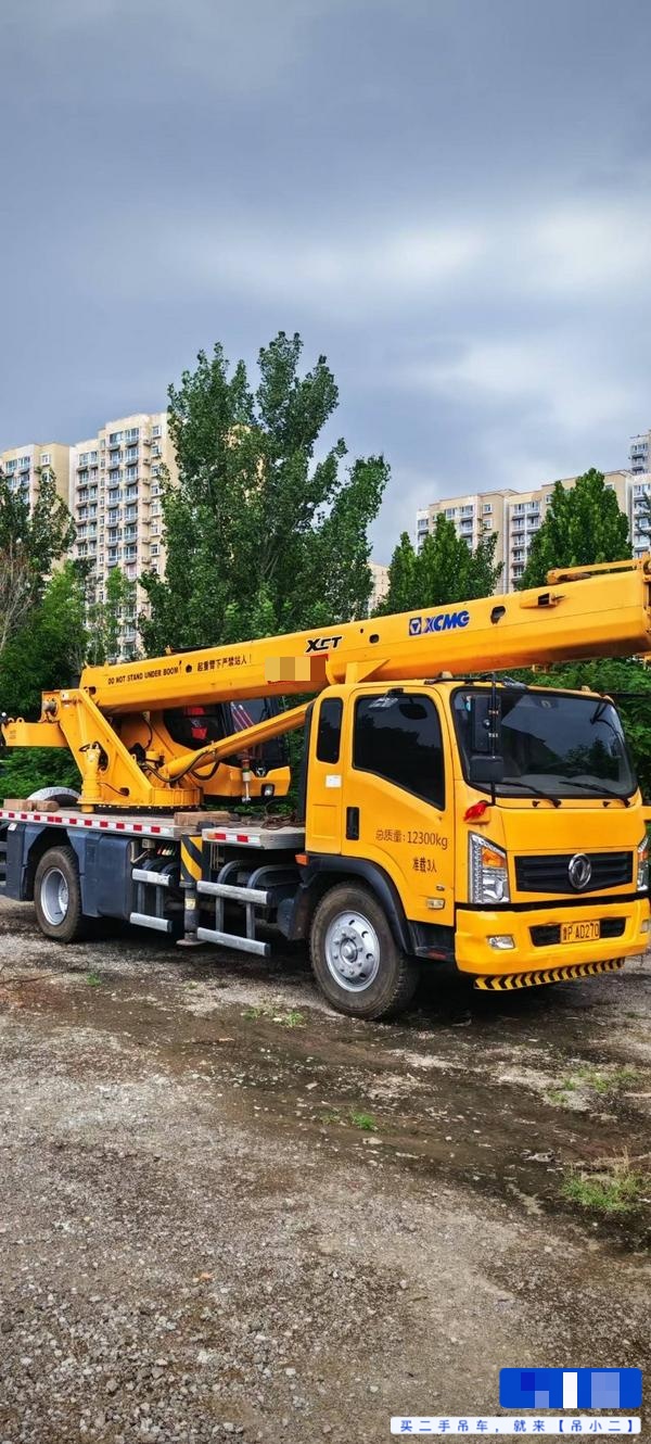 Buy XCMG x8 Used Crane / 2