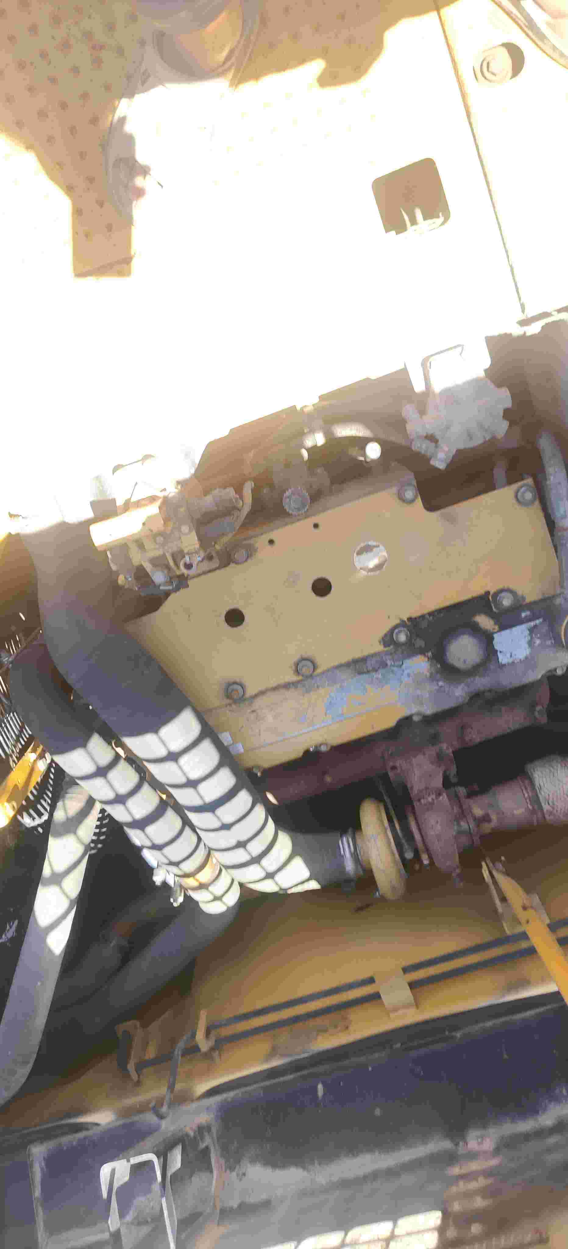 Buy Caterpillar 320C Used Excavator / 10