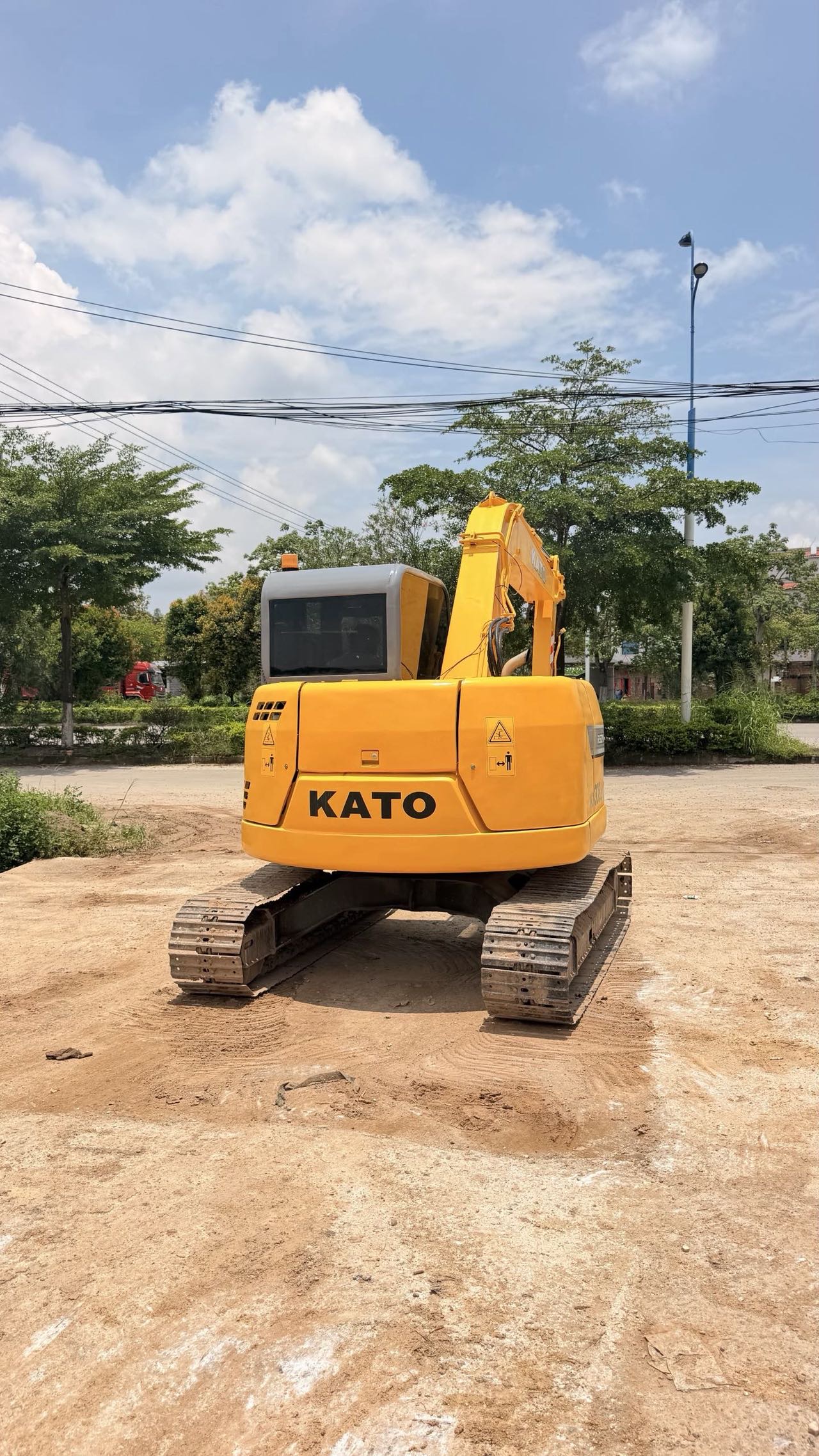 Buy Kato HD308USV Used Excavator / 2
