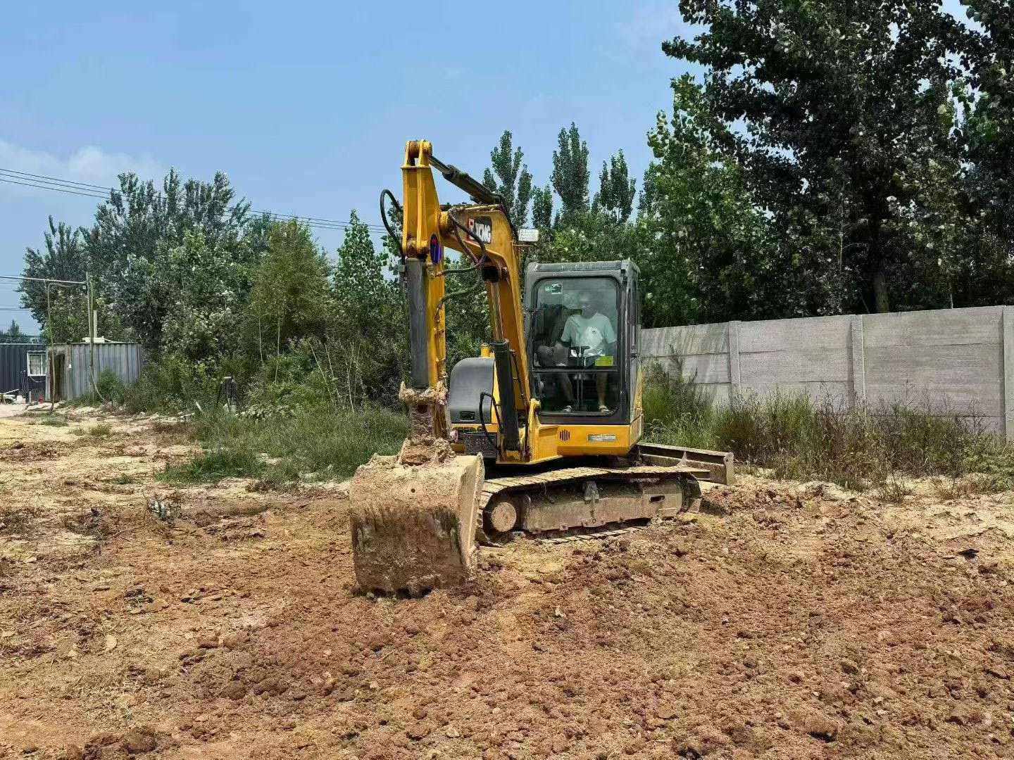 Buy XCMG XE60WA Used Excavator / 5