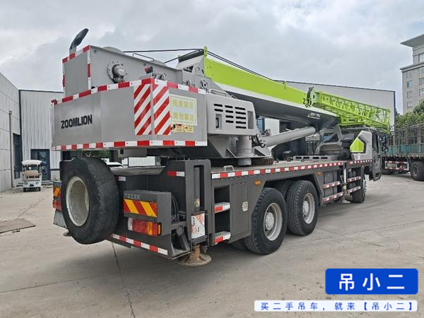 شراء رافعة Zoomlion ZTC251VE562 مستعملة / 3
