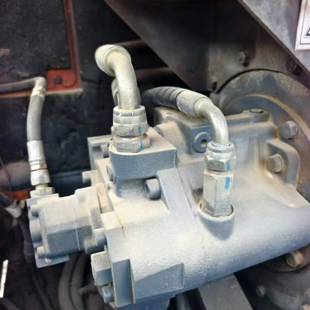 Buy Doosan DX75-9C Used Excavator / 4