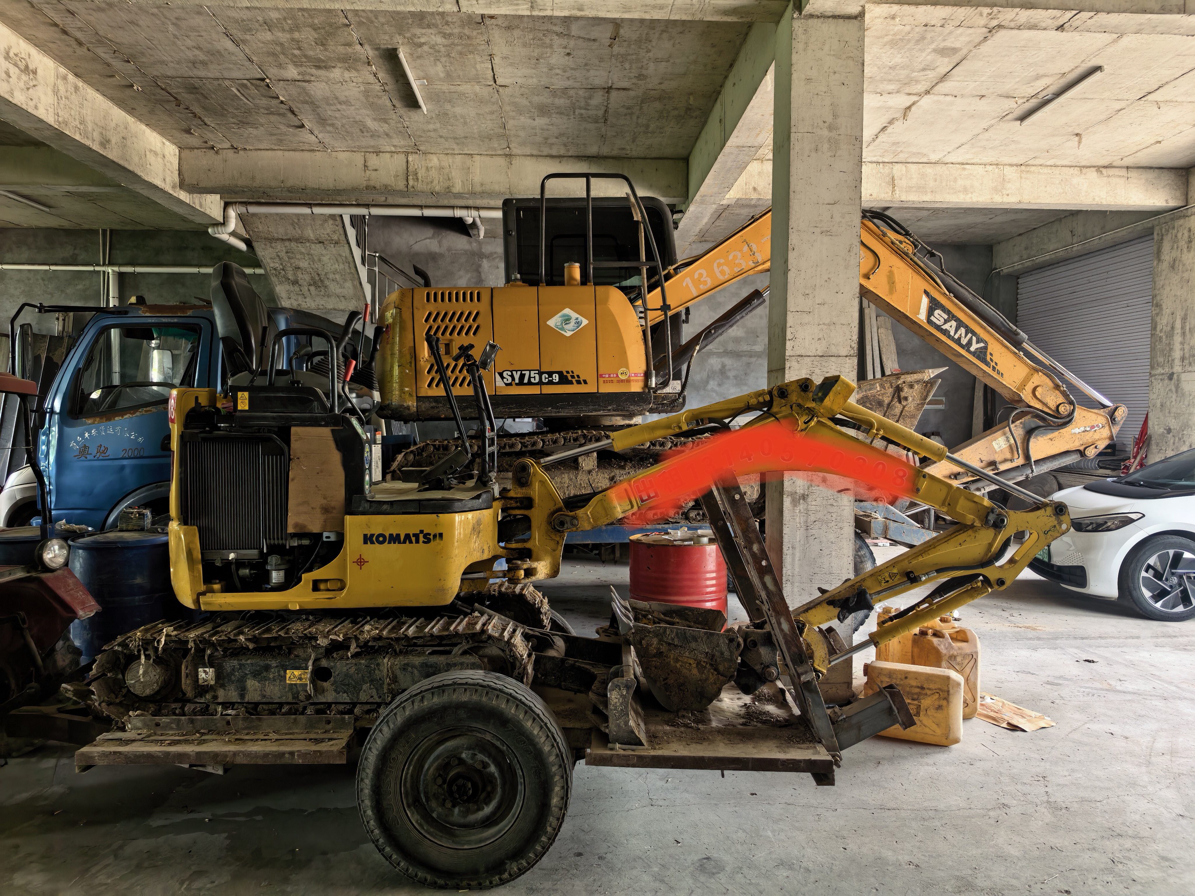 Buy Komatsu PC18MR-3 Used Excavator / 1