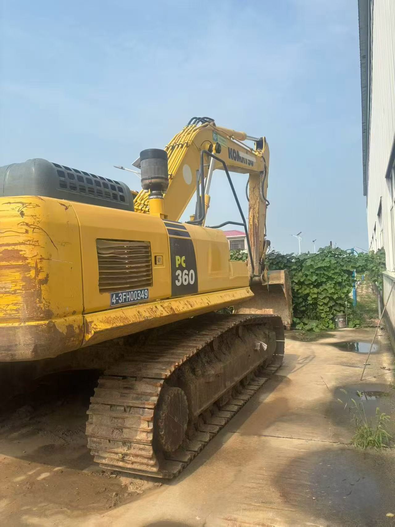 Buy Komatsu PC300-7 Used Excavator / 2