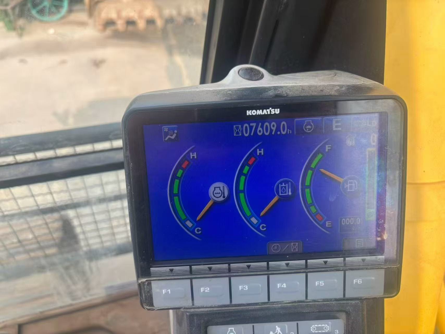 Buy Komatsu PC300-7 Used Excavator / 6