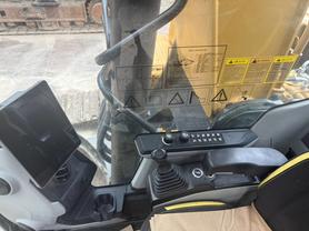 Buy Sany 305C-9 Used Excavator / 4 Buy Sany 305C-9 Used Excavator / 4