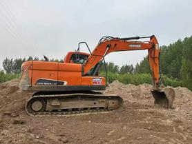 Buy Doosan 150W-7 Used Excavator / 2 Buy Doosan 150W-7 Used Excavator / 2