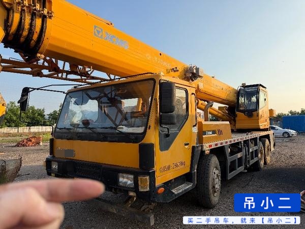Buy XCMG QY20K5 Used Crane / 2