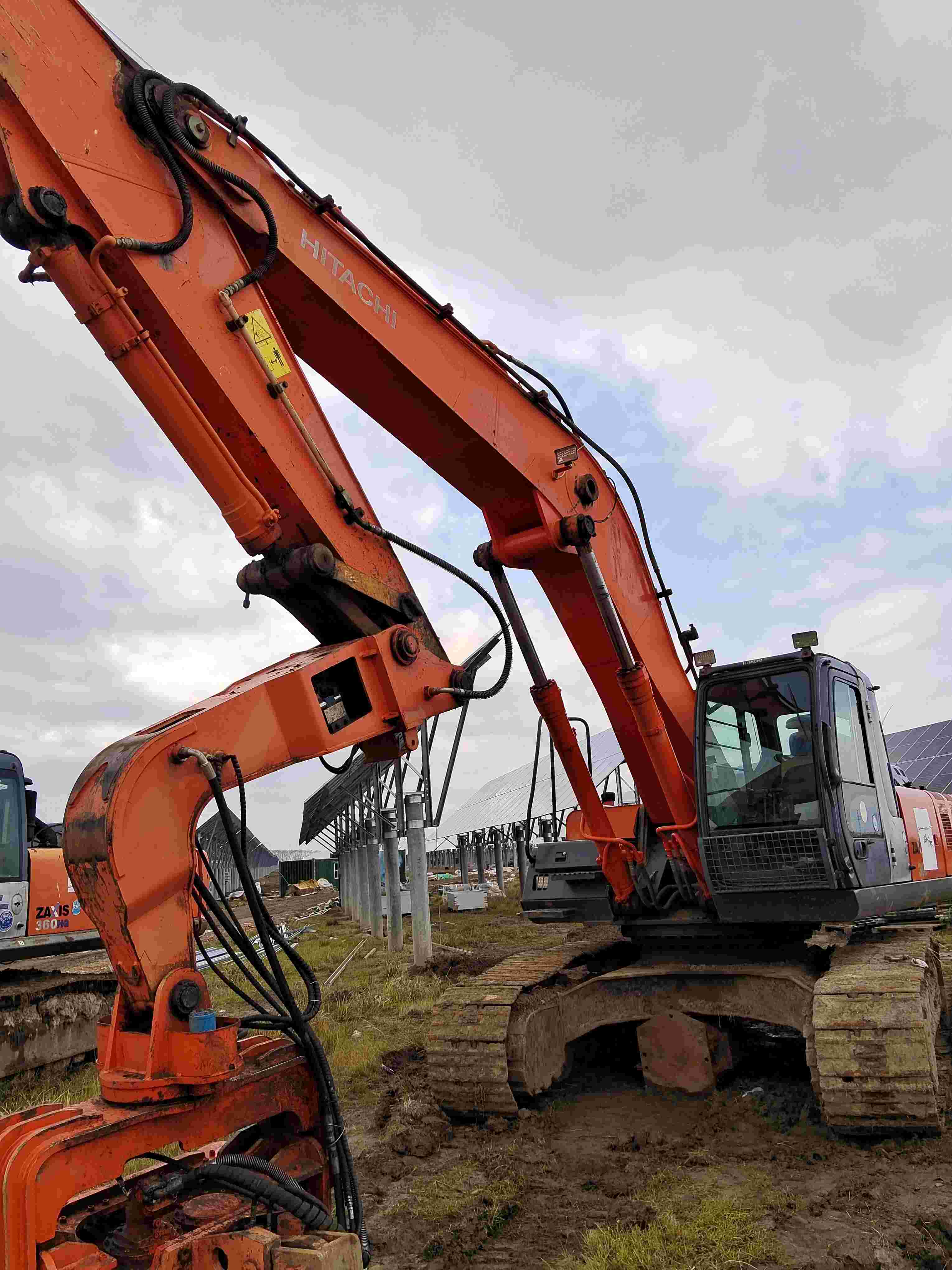 Buy Hitachi EX350 Used Excavator / 8