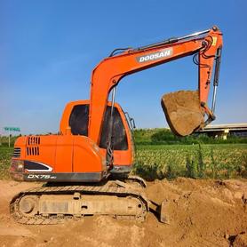 Buy Doosan 75-7 Used Excavator / 2 Buy Doosan 75-7 Used Excavator / 2