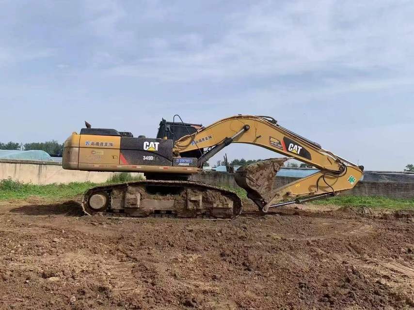 Buy Caterpillar 340D2L Used Excavator / 3