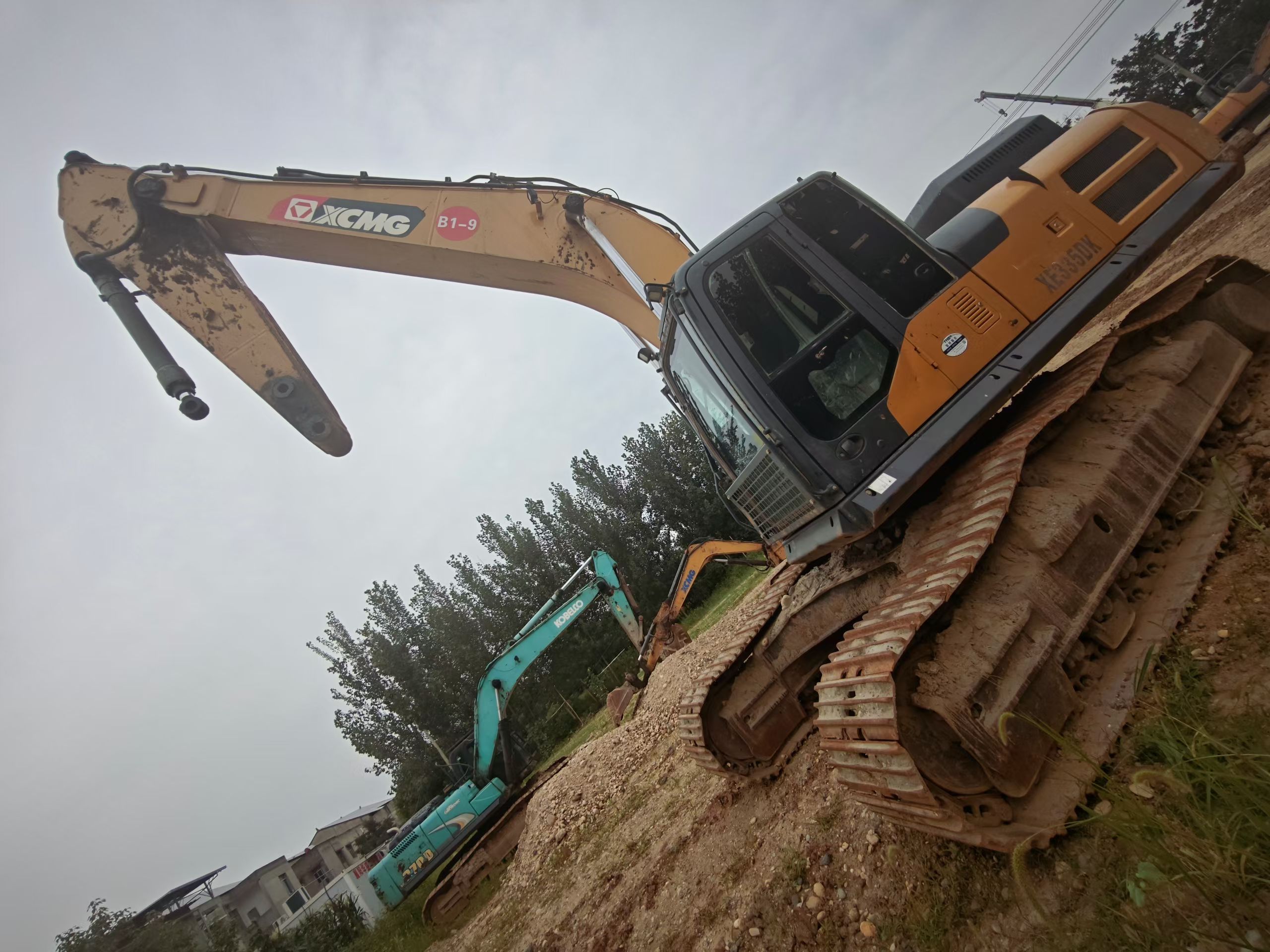 Buy XCMG XE335DK MAX Used Excavator / 2