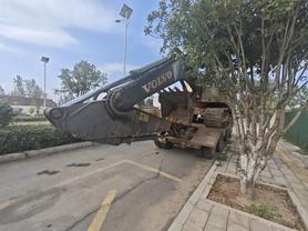 Buy Volvo EC220D Used Excavator / 2 Buy Volvo EC220D Used Excavator / 2