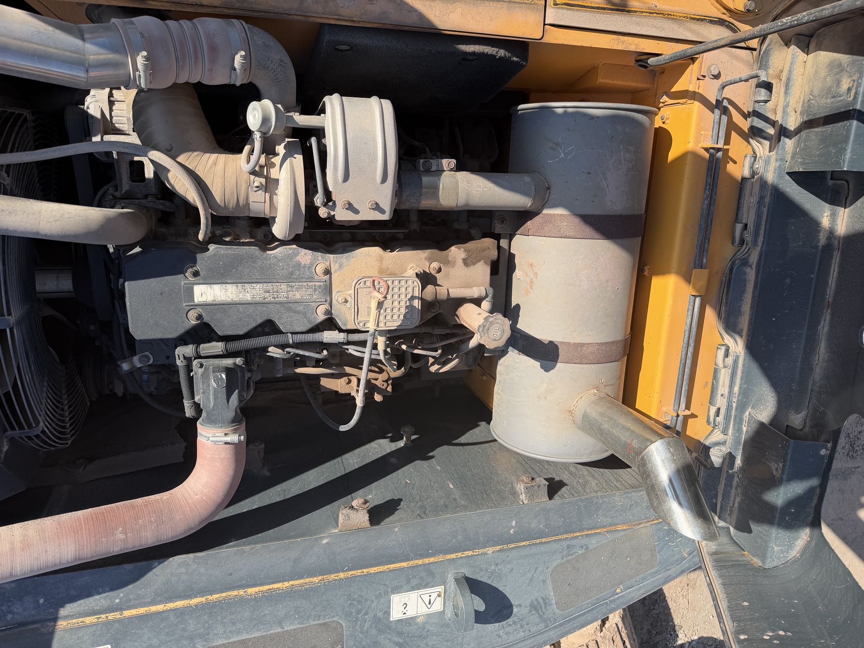 Buy Hyundai R215VS Used Excavator / 6