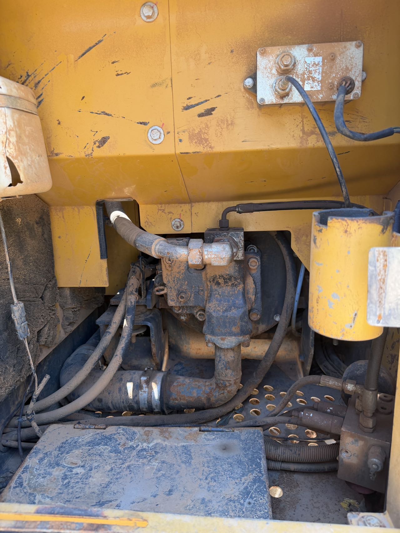 Buy XCMG XE75D Used Excavator / 9