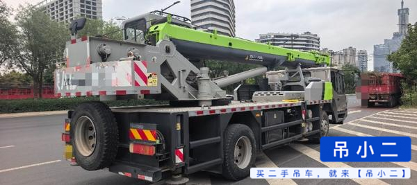 Buy Zoomlion ZTC121V461 Used Crane / 3