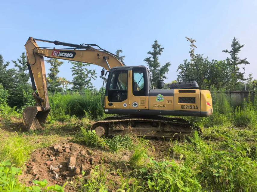 Buy XCMG XE215DA Used Excavator / 2