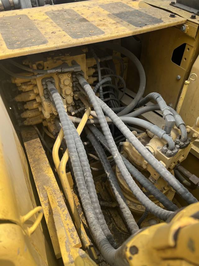 Buy Komatsu PC210LC-8 Used Excavator / 5